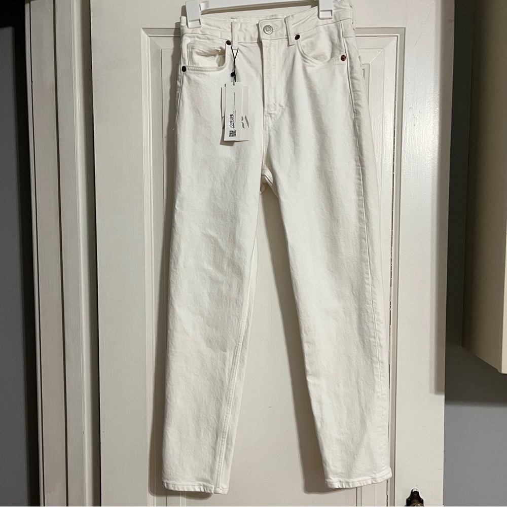 NWT | ZARA White Straight-Leg Jeans